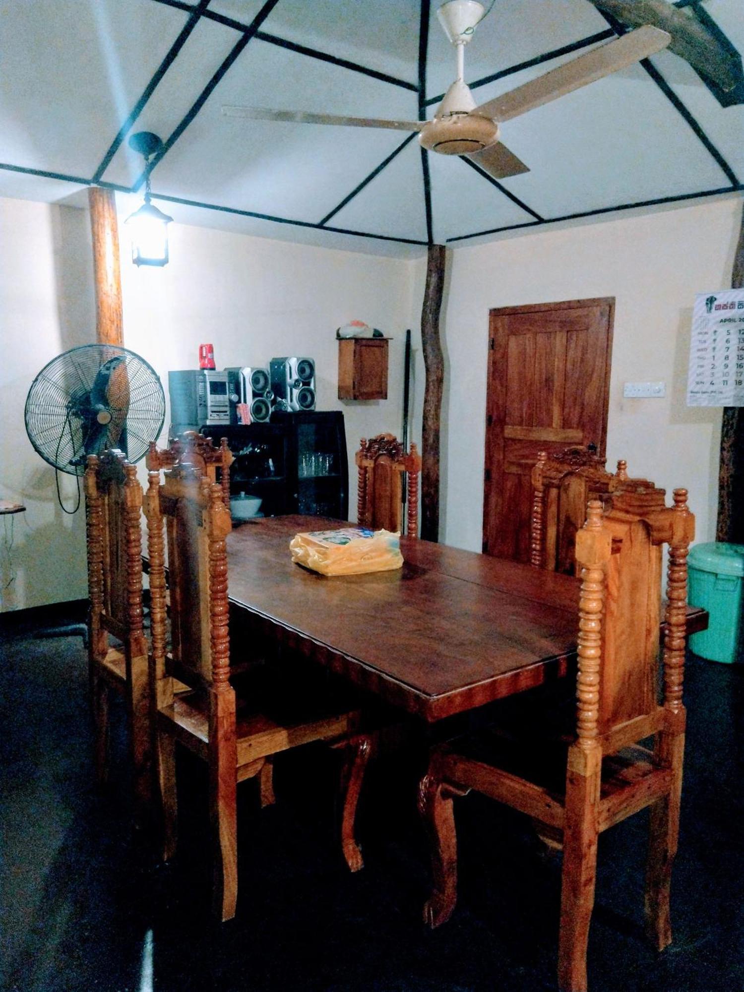 Heina Nature Resort - Eco Home And Yala Safari Катарагама Экстерьер фото
